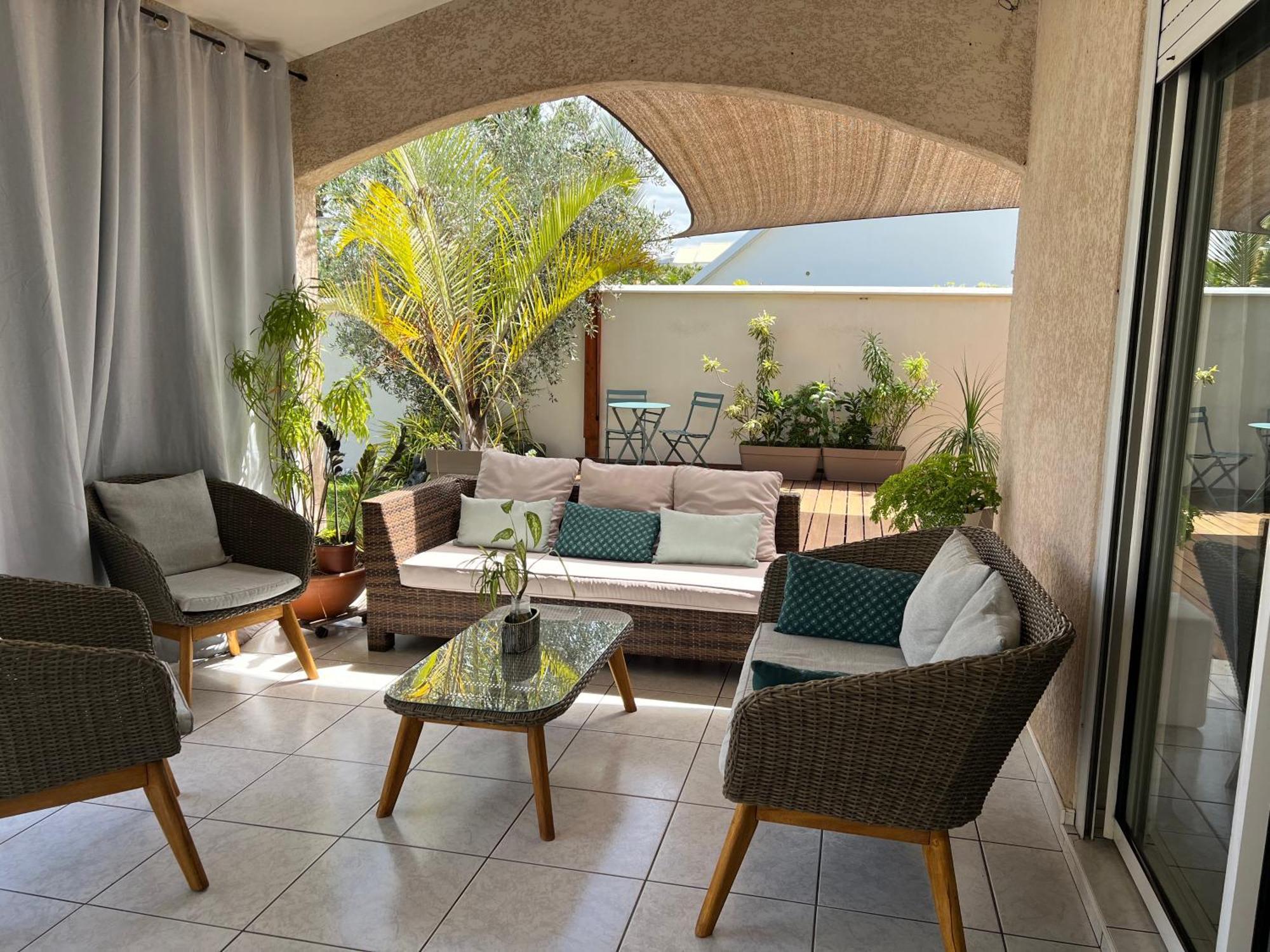 Villa Etang Sale Les Bains Avec Piscine Privee Экстерьер фото